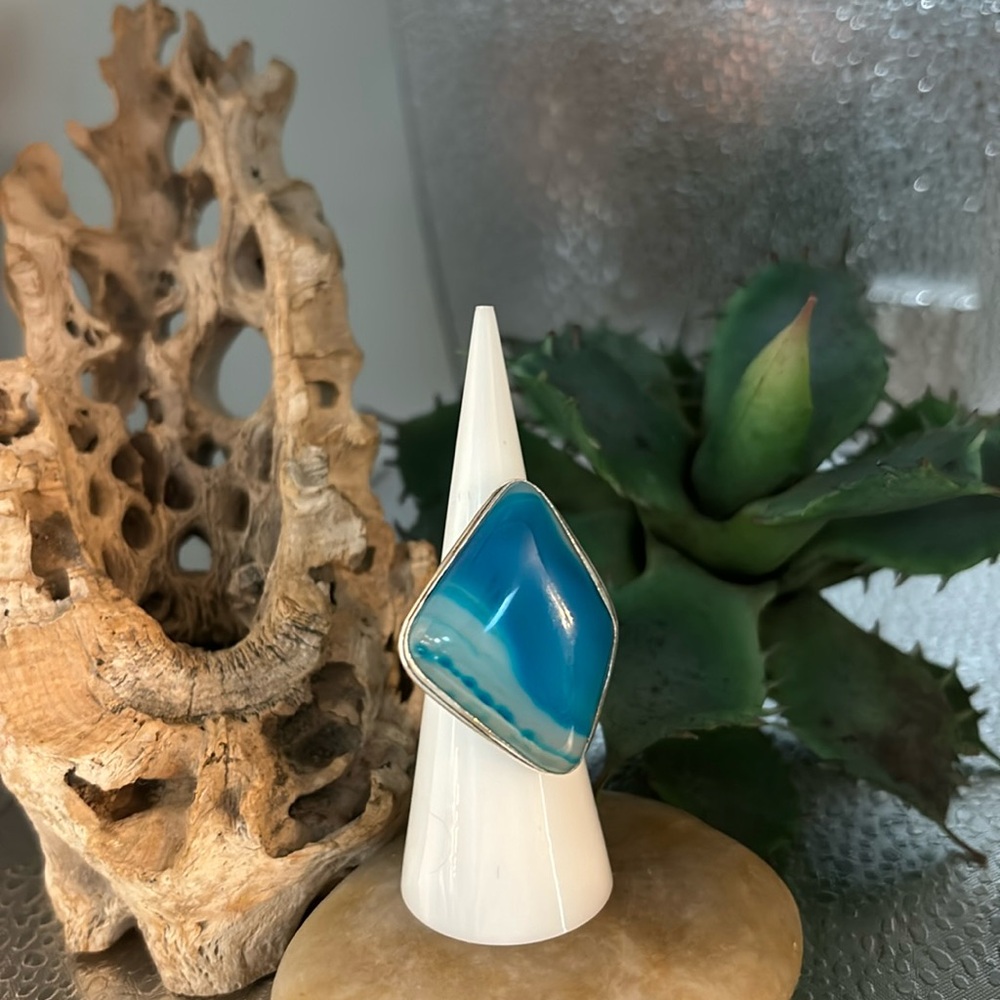 Size 5, beautiful Botswana agate ring in dramatic pattern 925